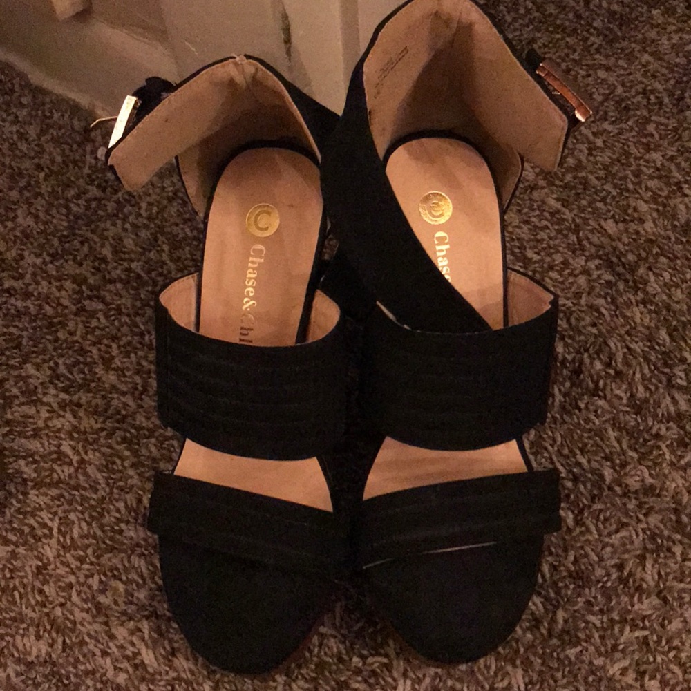 Black platforms